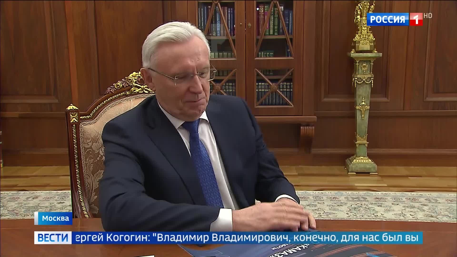 Президенту доложили о успехах «КамАЗа» в импортозамещении и гуманитарной миссии в зоне СВО.