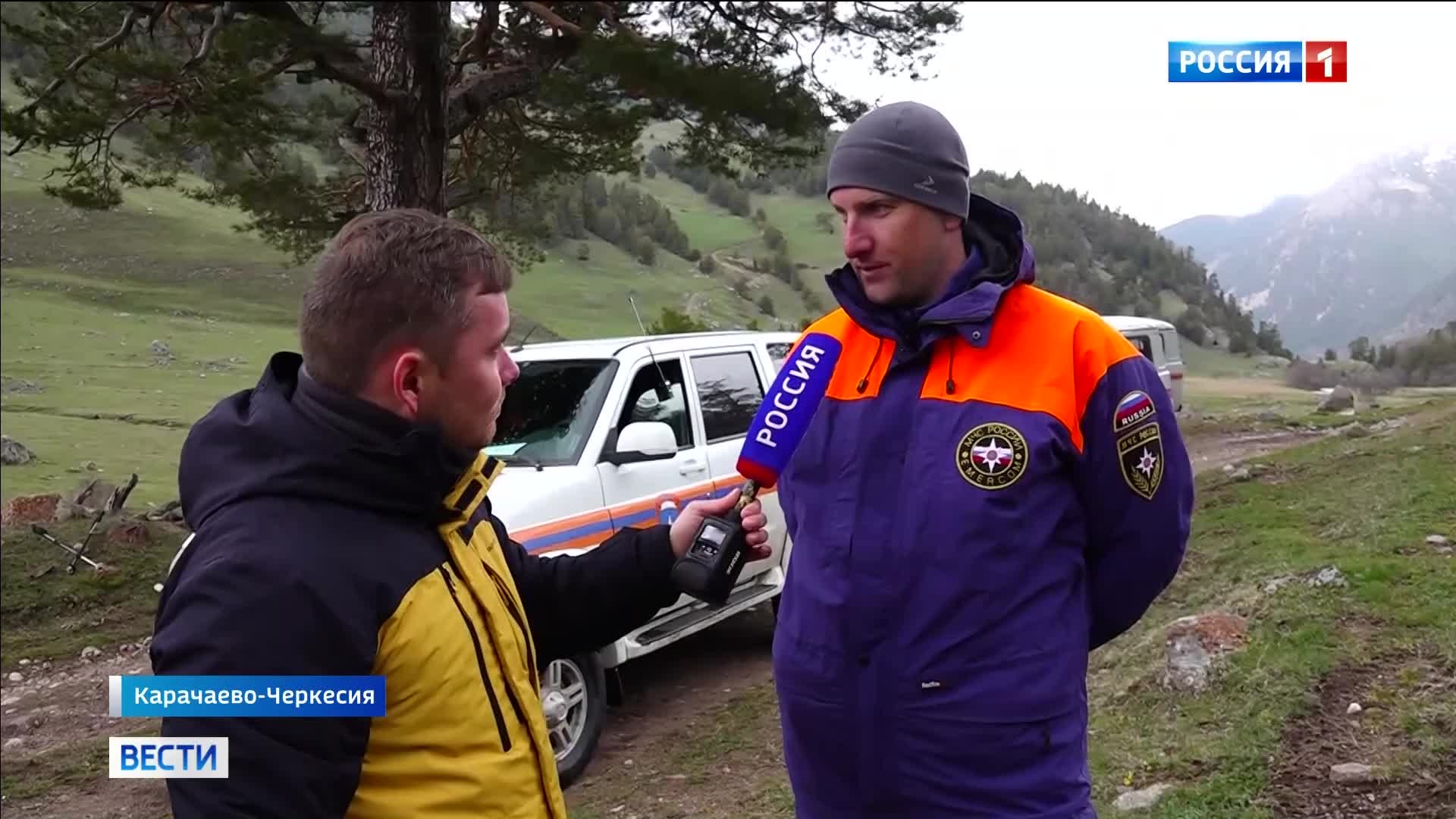 Лавинная опасность в Карачаево-Черкессии: спасение туристок в горах