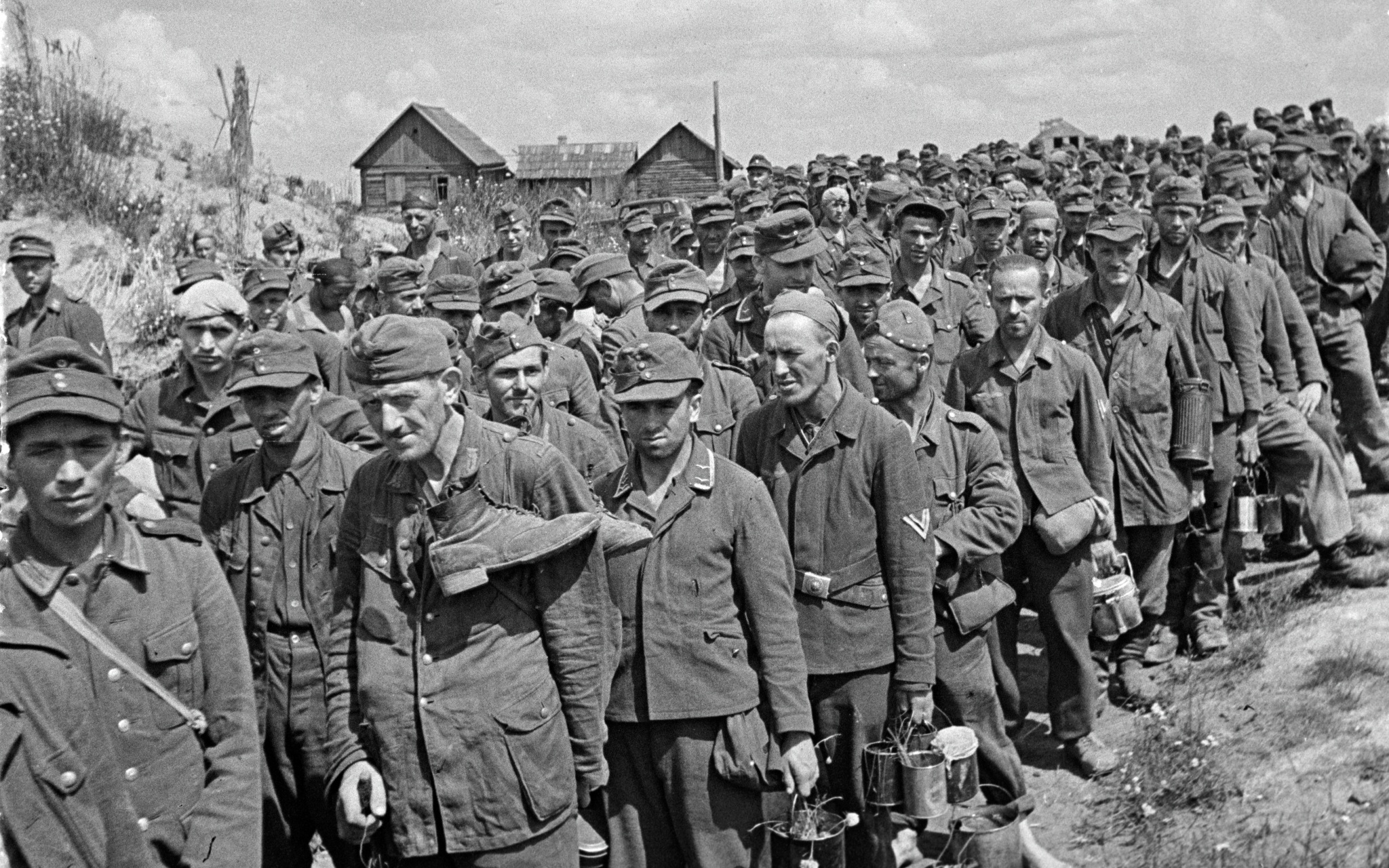 Военнопленные армии вермахта в районе Гомеля 1944г