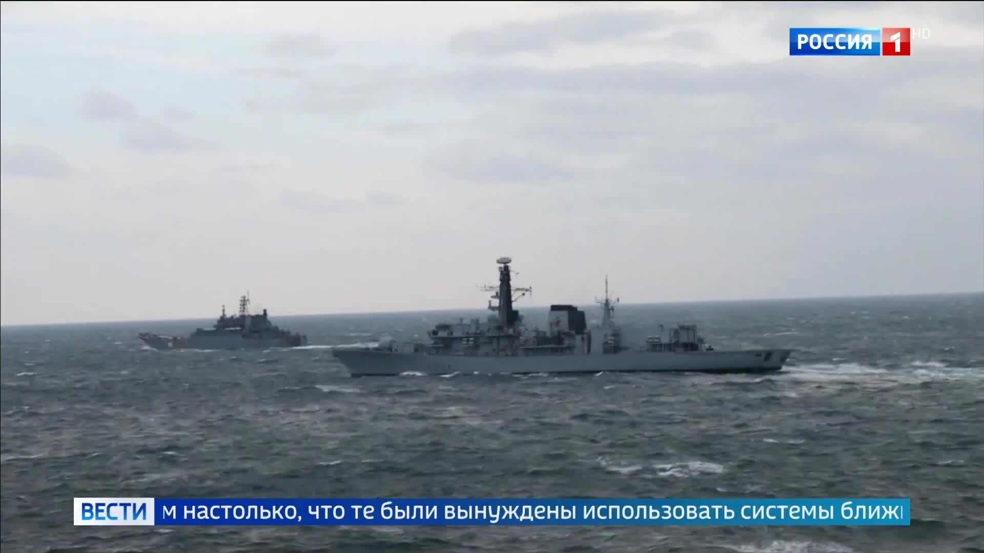 США и Иран обменялись авиаударами в Оманском заливе