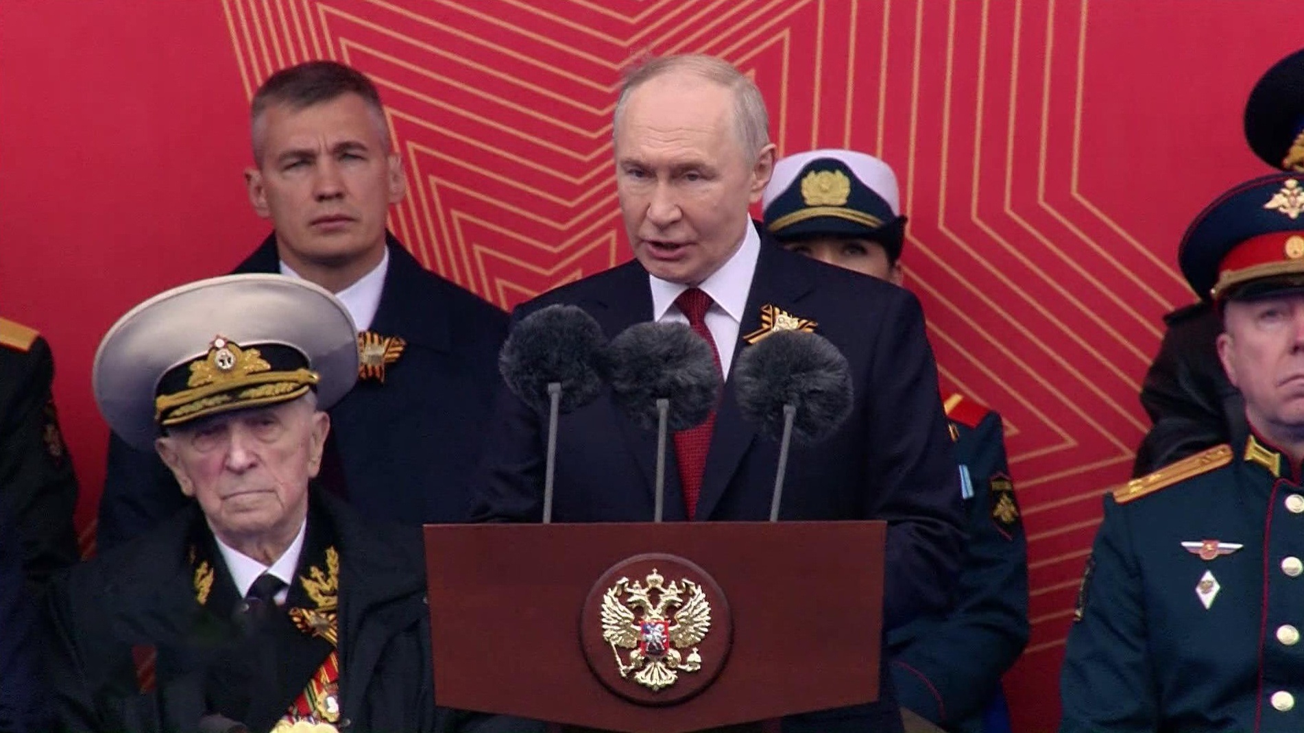 Заявление Владимира Путина сегодня на главном Параде на Красной площади
