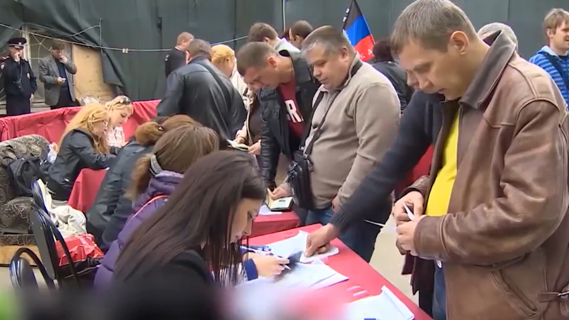 Референдум в Донбассе: как 89% жителей проголосовали за независимость ДНР