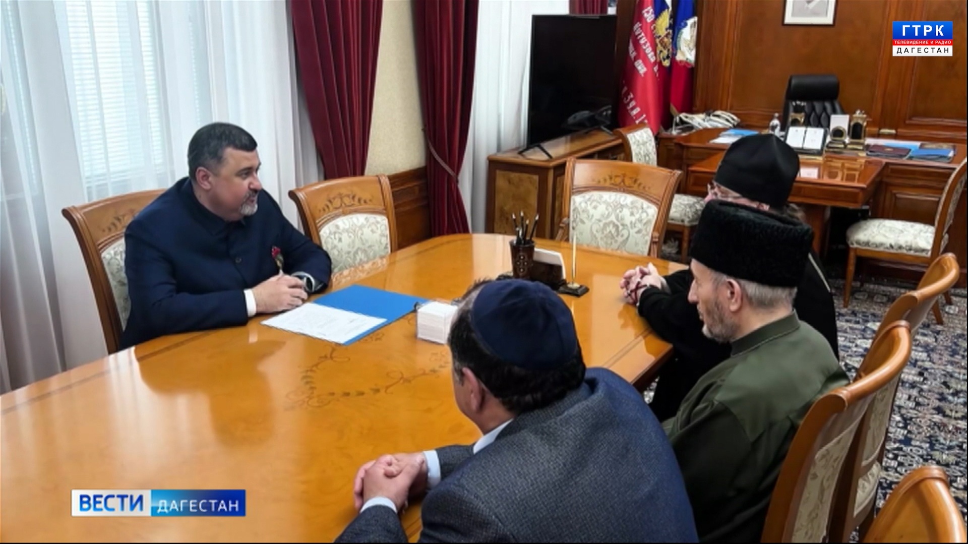 Руководитель региона встретился с религиозными лидерами Дагестана