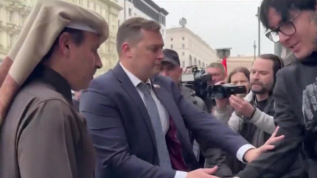 Еврошабаш в Москве: Послы Европы среди протестов и уклонения от ответов.