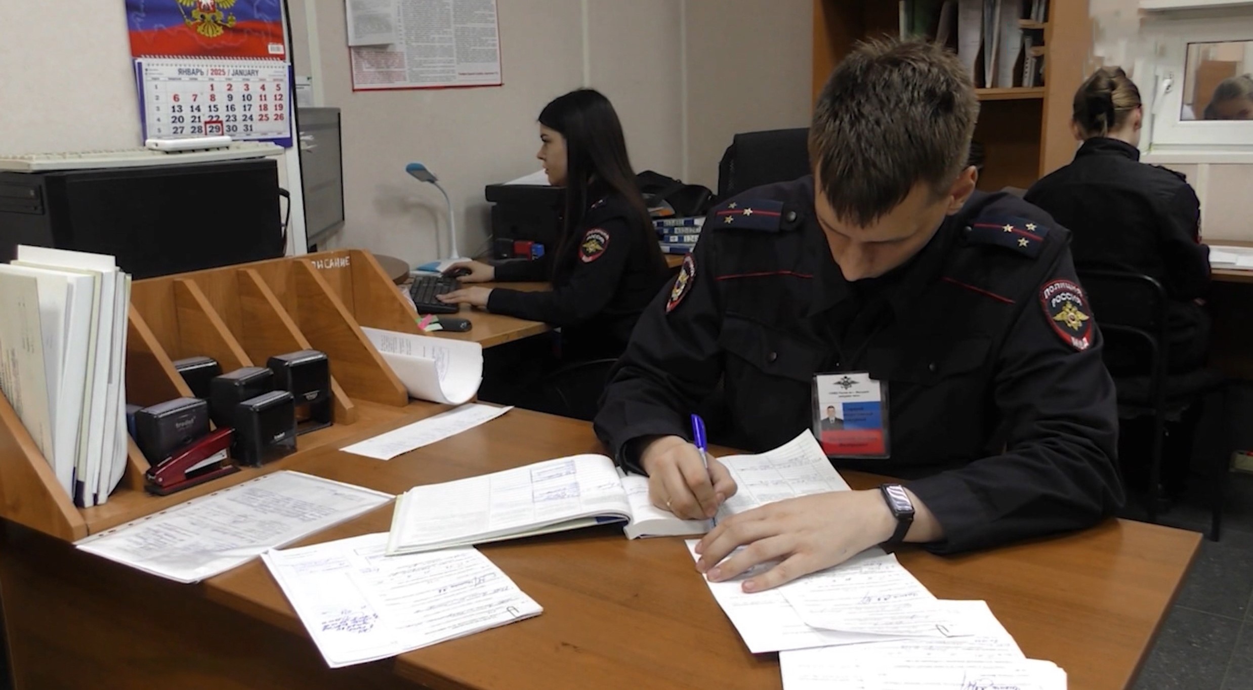 Чего стоит ударить и оскорбить полицейского узнал 52-летний мужчина