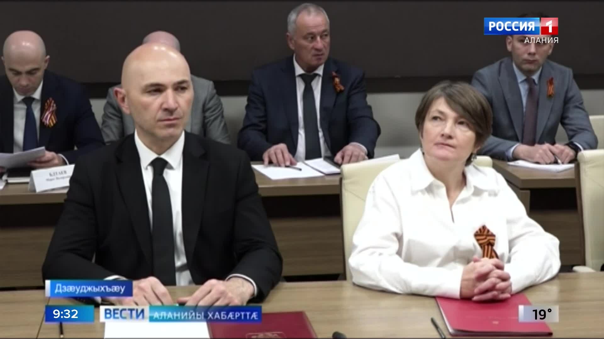 РЦИ-А сæргълæууæг Сергей Меняйлойы разамындæй ацыд æрвылкъуырион аппаратон æмбырд