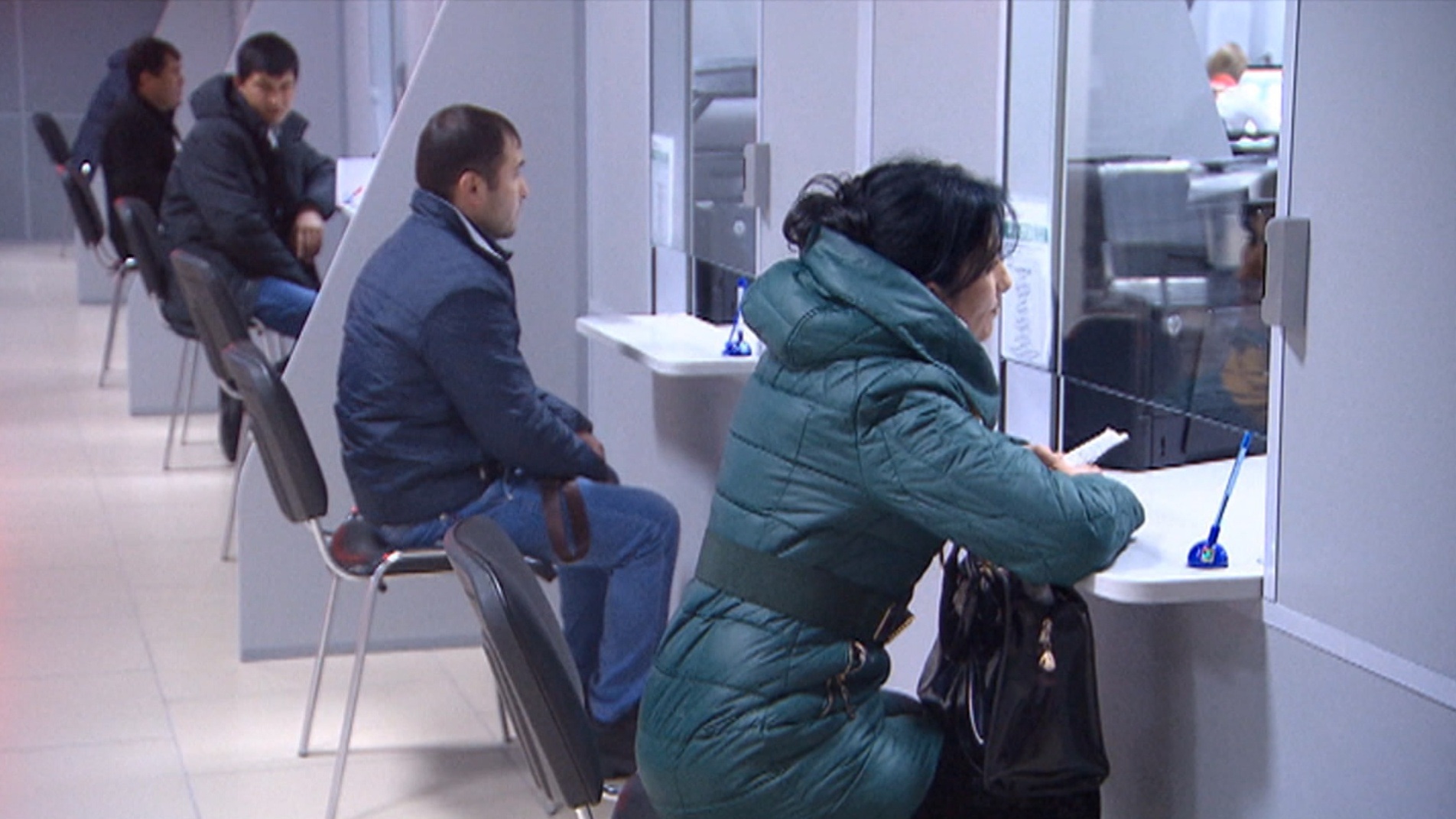 Уголовников больше не ждут: иностранцам с неснятой судимостью могут отказать в гражданстве и ВНЖ