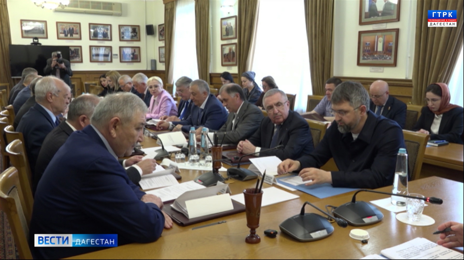 Президиум Народного сегодня утвердил повестку дня и порядок работы 56-й сессии Народного Собрания