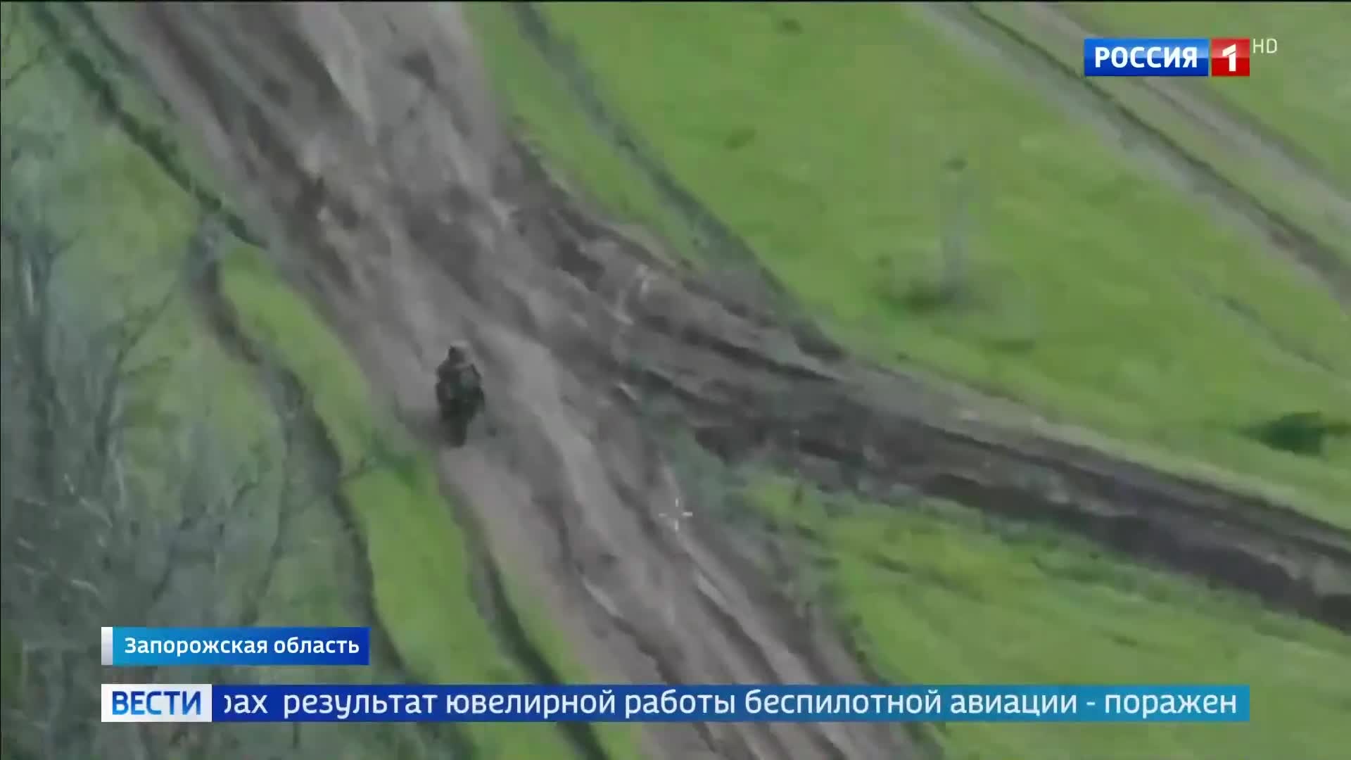 На Запорожском фронте операторы дронов и расчёты Гаубиц Д-30 сорвали ротацию и сожгли сразу несколько бронемашин