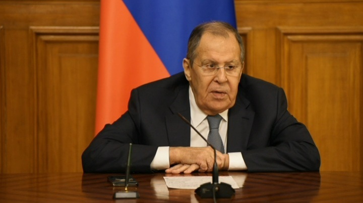 Лавров: интерес к БРИКС сохраняется, несмотря на давление Запада