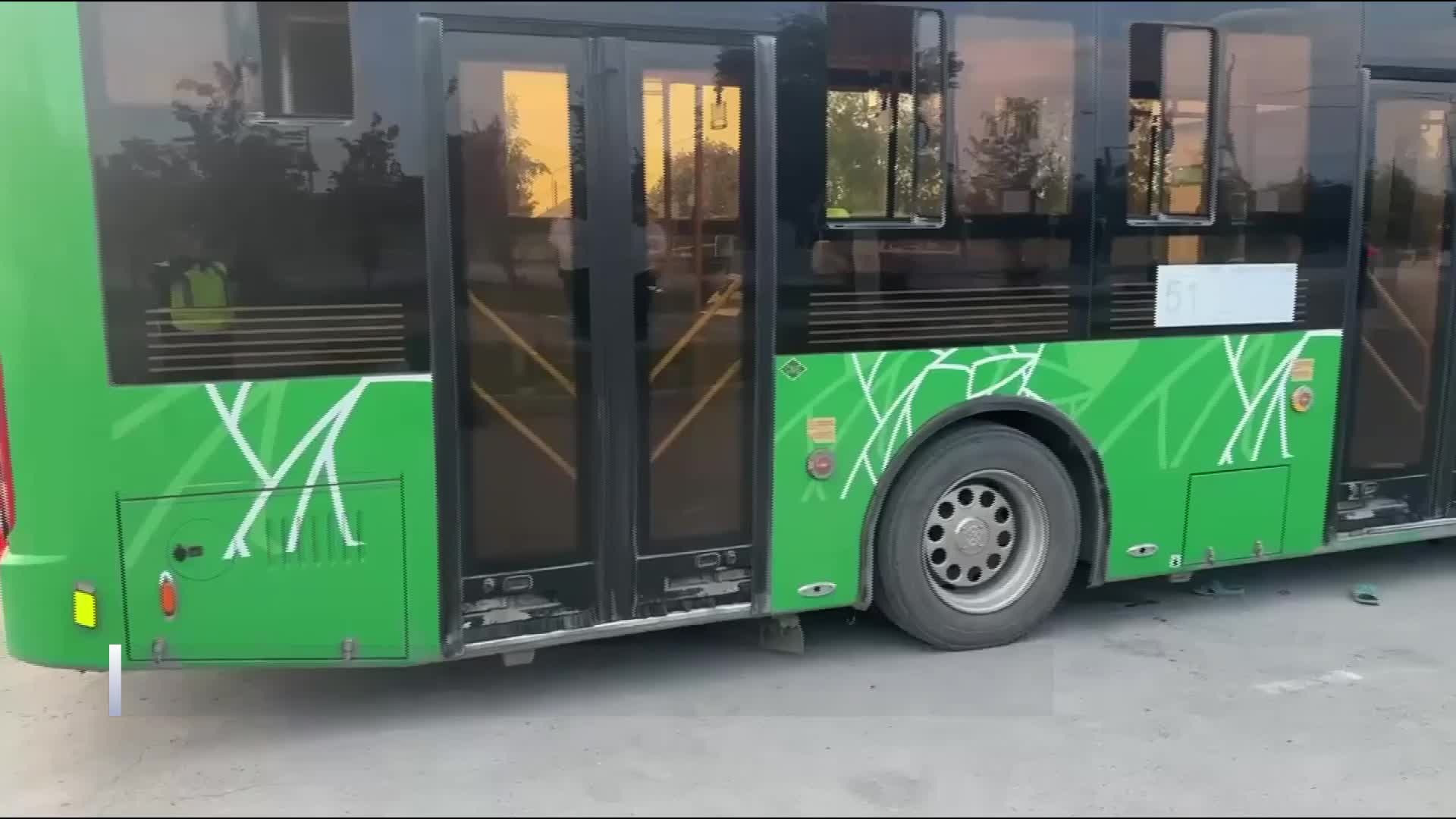 Водитель погибла под колесами автобуса