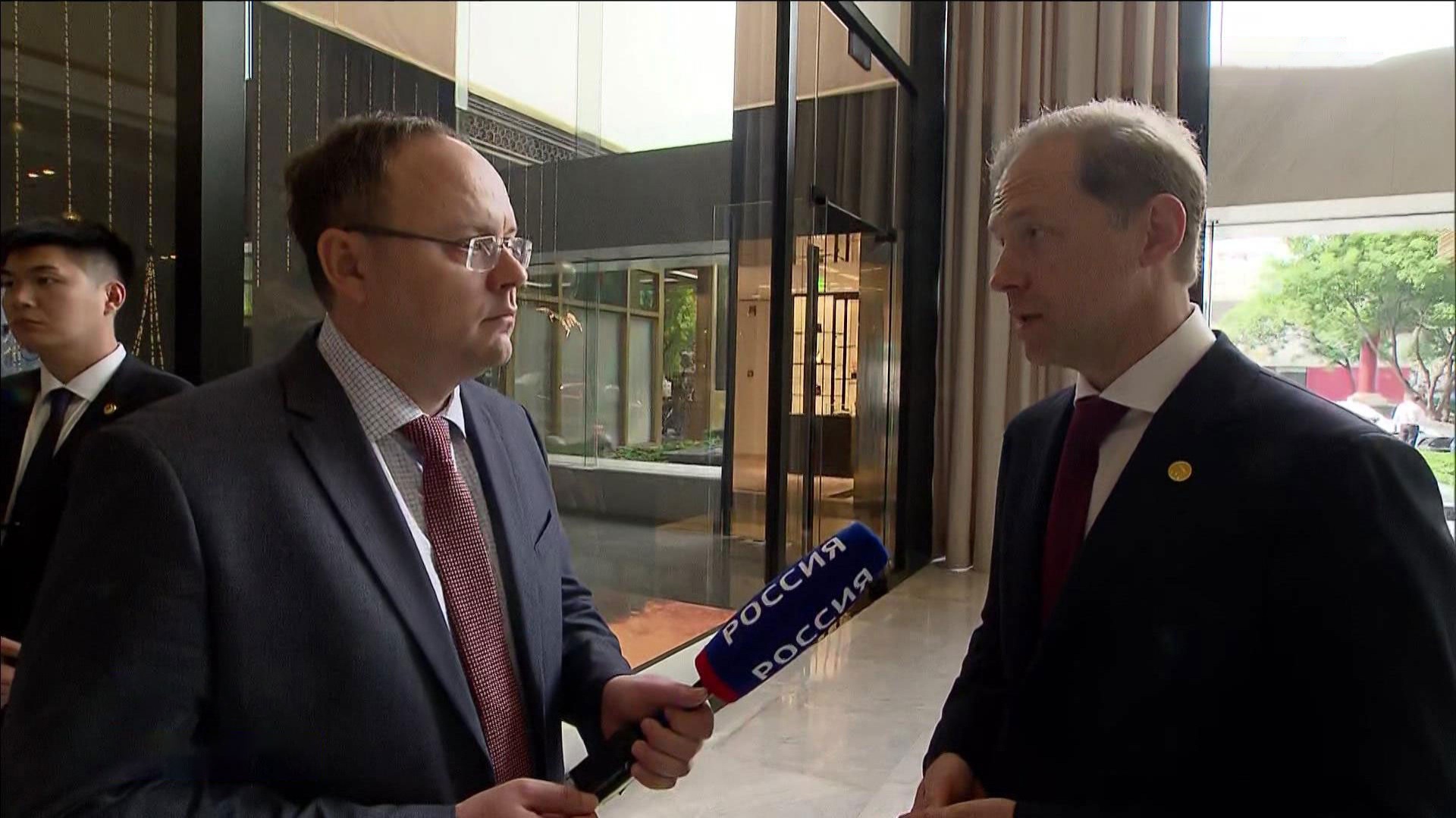 Мировые СМИ следят за визитом Владимира Путина в КНР: альянс высшей лиги