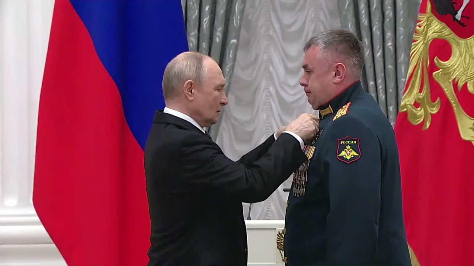 В Кремле: Владимир Путин вручает высшие награды выдающимся гражданам России
