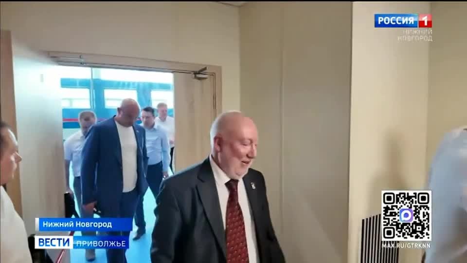 Депутаты Законодательного Собрания Нижегородской области проверили ход строительства детского сада и школы в Автозаводском районе