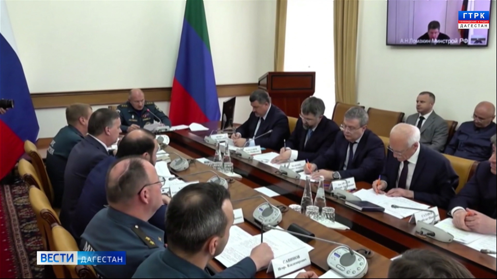 В Дагестан прибыл глава МЧС России Александр Куренков