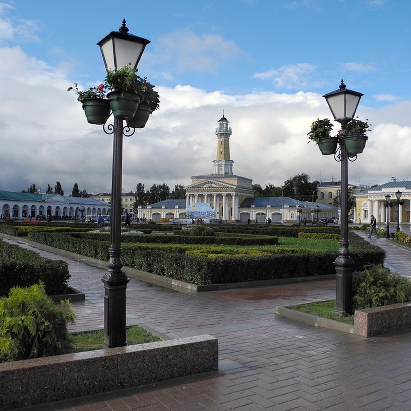 По городам и весям