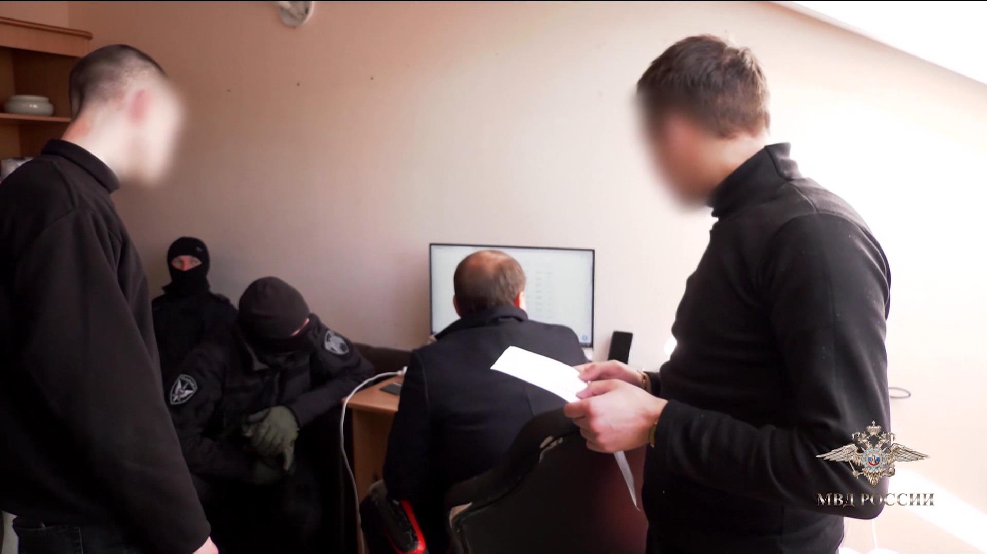 В Перми полиция пресекла деятельность теневых банкиров