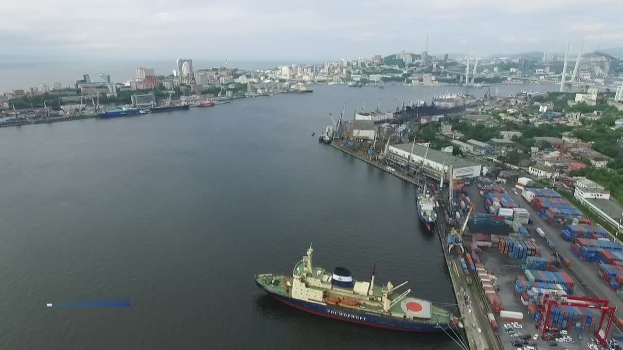 «Преемственность и компетенции»: ДНИИМФ – в составе Российского морского регистра