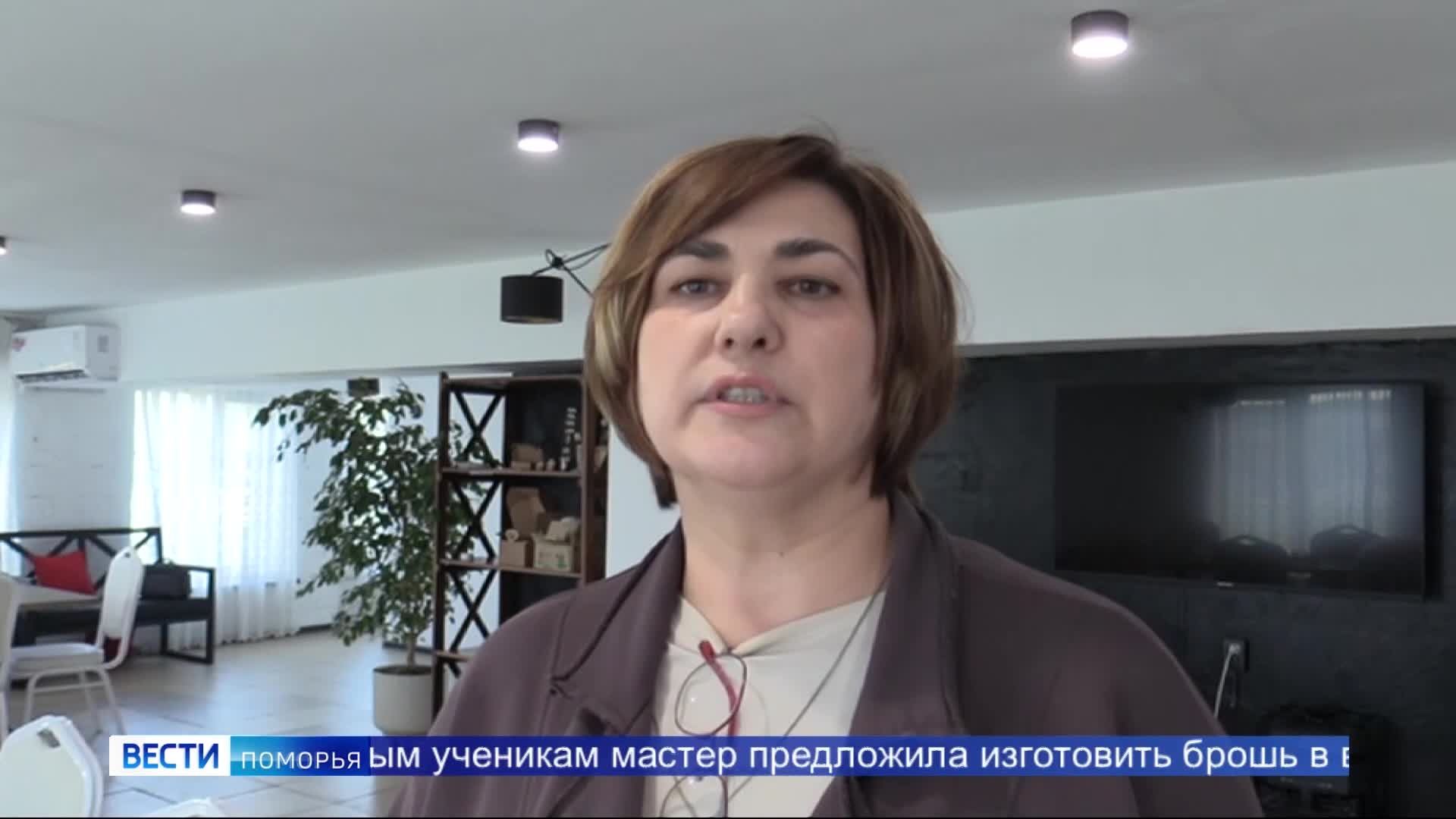 Мастер-класс резьбы по кости прошёл в Устьянском посёлке Октябрьский