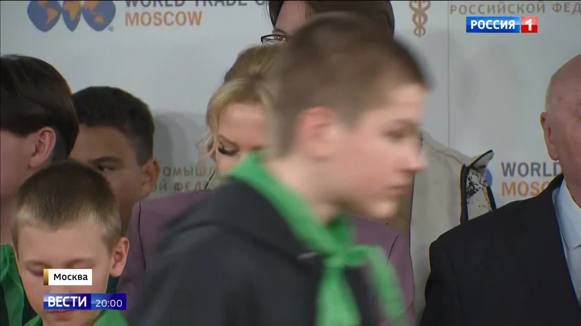 День защиты детей: как в разных регионах страны поздравили юных россиян