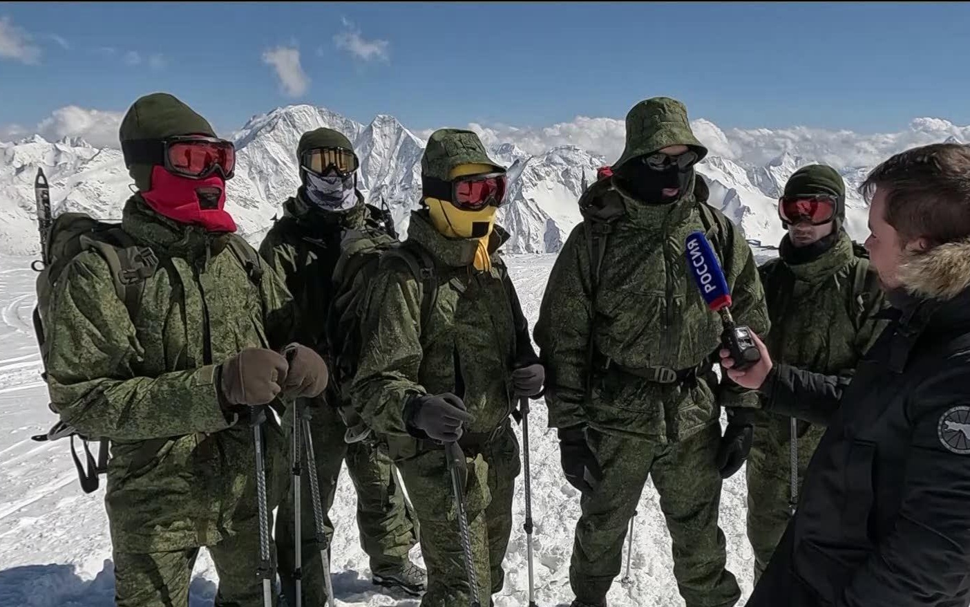 Эльбрусиада: Воины России штурмуют вершину Эльбруса
