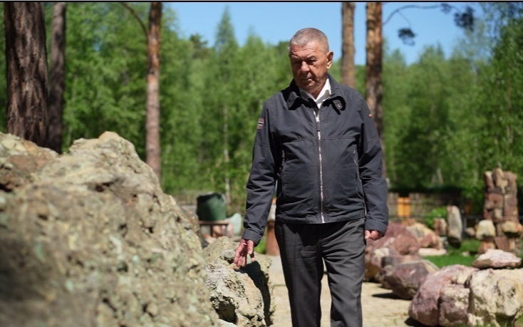 Тюменский геолог Анатолий Брехунцов отмечает 85-летний юбилей
