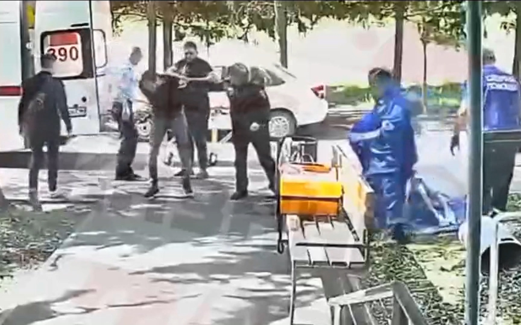 В Татарстане возбудили четыре уголовных дела против мужчины, жестоко избившего девушку на улице