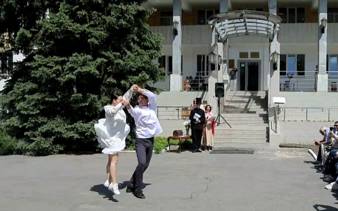 В день рождения Пушкина жители Йошкар-Олы исполняли романсы, участвовали в играх и читали стихи