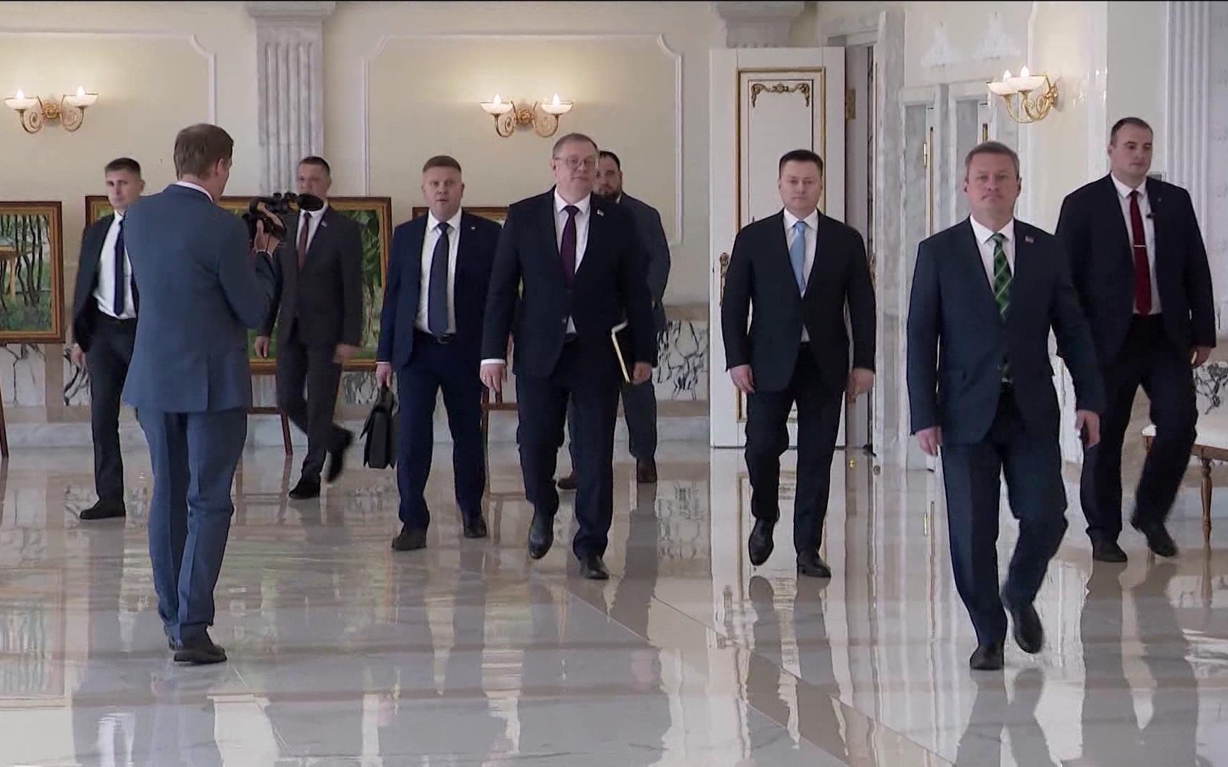 Игорь Краснов обсудил с Александром Лукашенко внедрение ИИ в работу судов