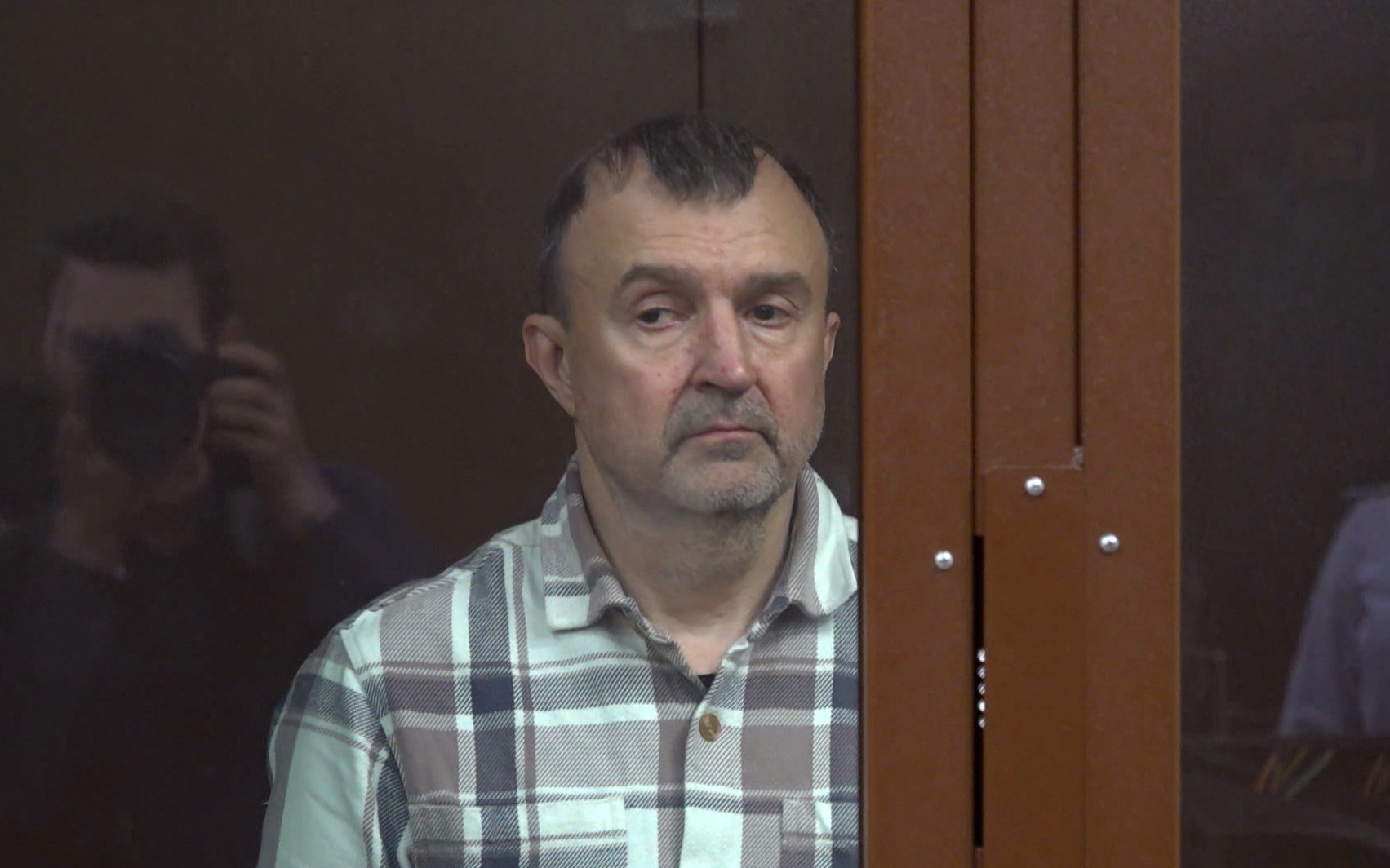 Директору певицы Линды предъявлено обвинение в крупном мошенничестве
