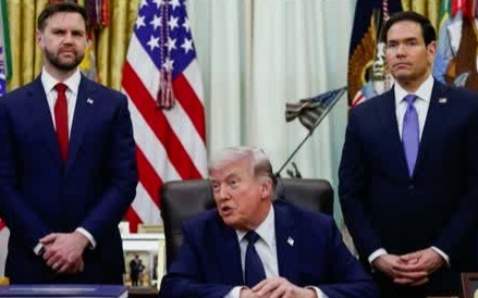 Трамп объявил о скором мирном соглашении с Ираном и отмене ударов.