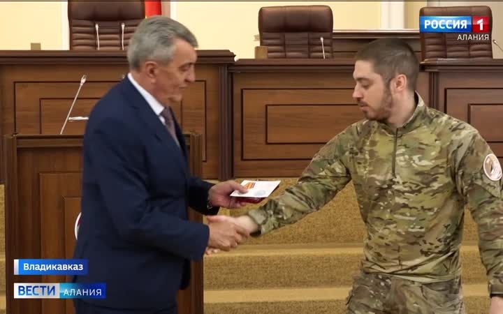 Сергей Меняйло вручил государственные награды бойцам отдельного диверсионного отряда «Алания»