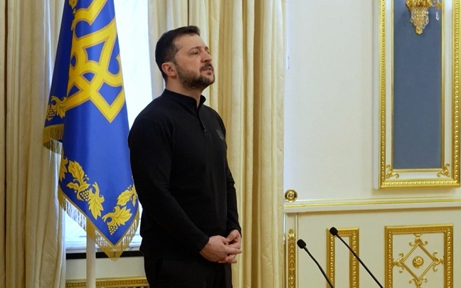 Польша угрожает Зеленскому из-за героизации УПА и блокирует финансирование Украины