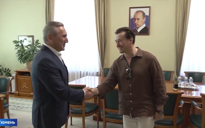 Александр Моор и Сергей Безруков обсудили совместные проекты