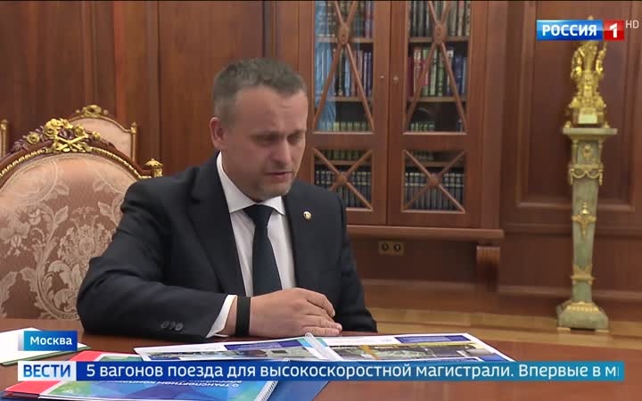 Президент обсудил строительство скоростной магистрали Москва-Санкт-Петербург и планы на Минск.