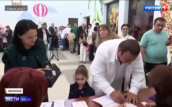 Гонения на оппозицию в Армении продолжаются: Кочаряну запретили выезд, Царукяну предъявили обвинение