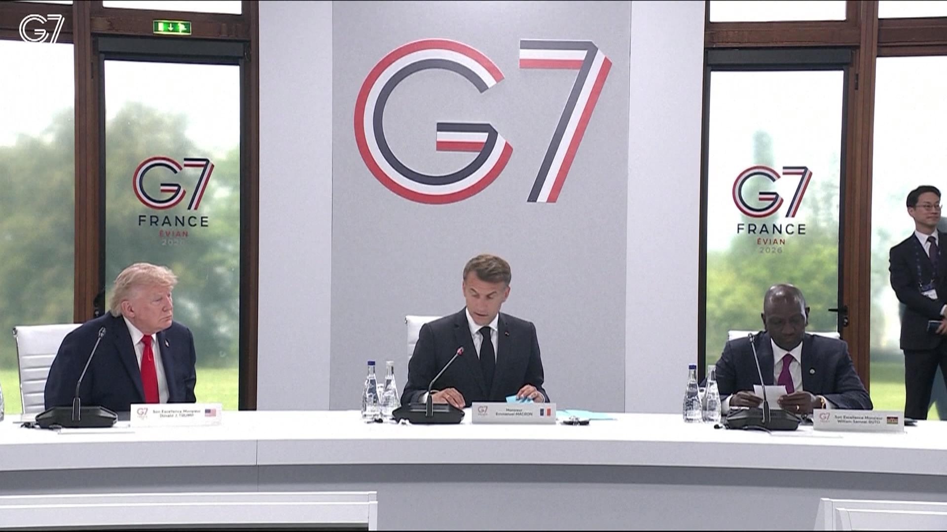 Обещания Киеву и глобальная повестка: лидеры G7 на саммите во Франции договорились усилить ПВО Украины и ввести новые санкции против России