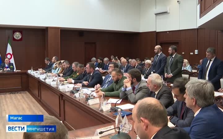 В столице Ингушетии обсудили эффективность работы муниципальных чиновников