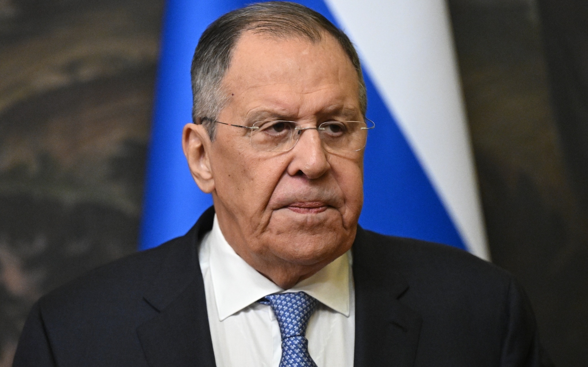 Владимир Путин проводит ключевые встречи на саммите Россия-АСЕАН в Казани, украинский дрон атаковал автобус с детьми из Белоруссии, а армия России освободила Кутузовку.