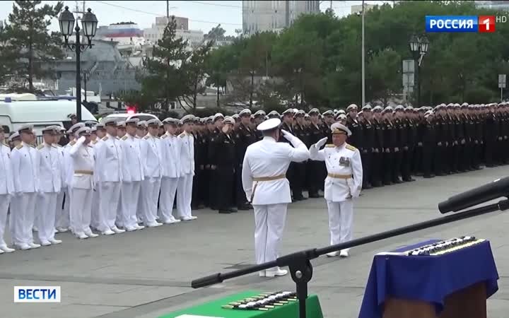 Торжественные выпуски в военных учебных заведениях страны завершились