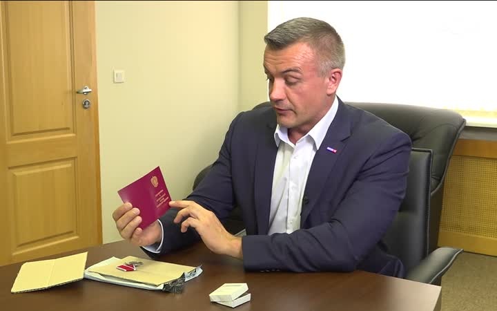 Подвиг нельзя купить: Общественная палата предлагает запретить торговлю копиями орденов на маркетплейсах