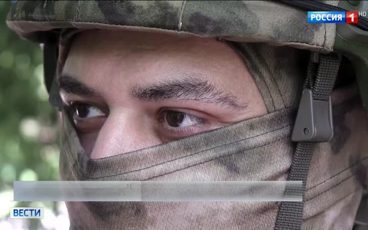 Медики Росгвардии отмечают профессиональный праздник в зоне боевых действий