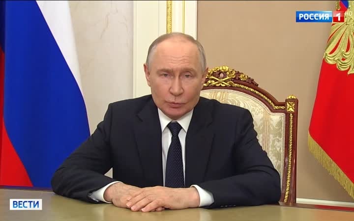 Президент поздравил медиков России с профессиональным праздником