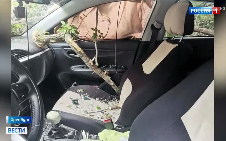 На Эльбрусе завершилась эвакуация альпинистов, включая травмированную туристку