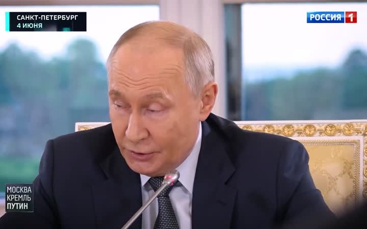 Путин обвиняет Запад в развязывании войны на Украине.