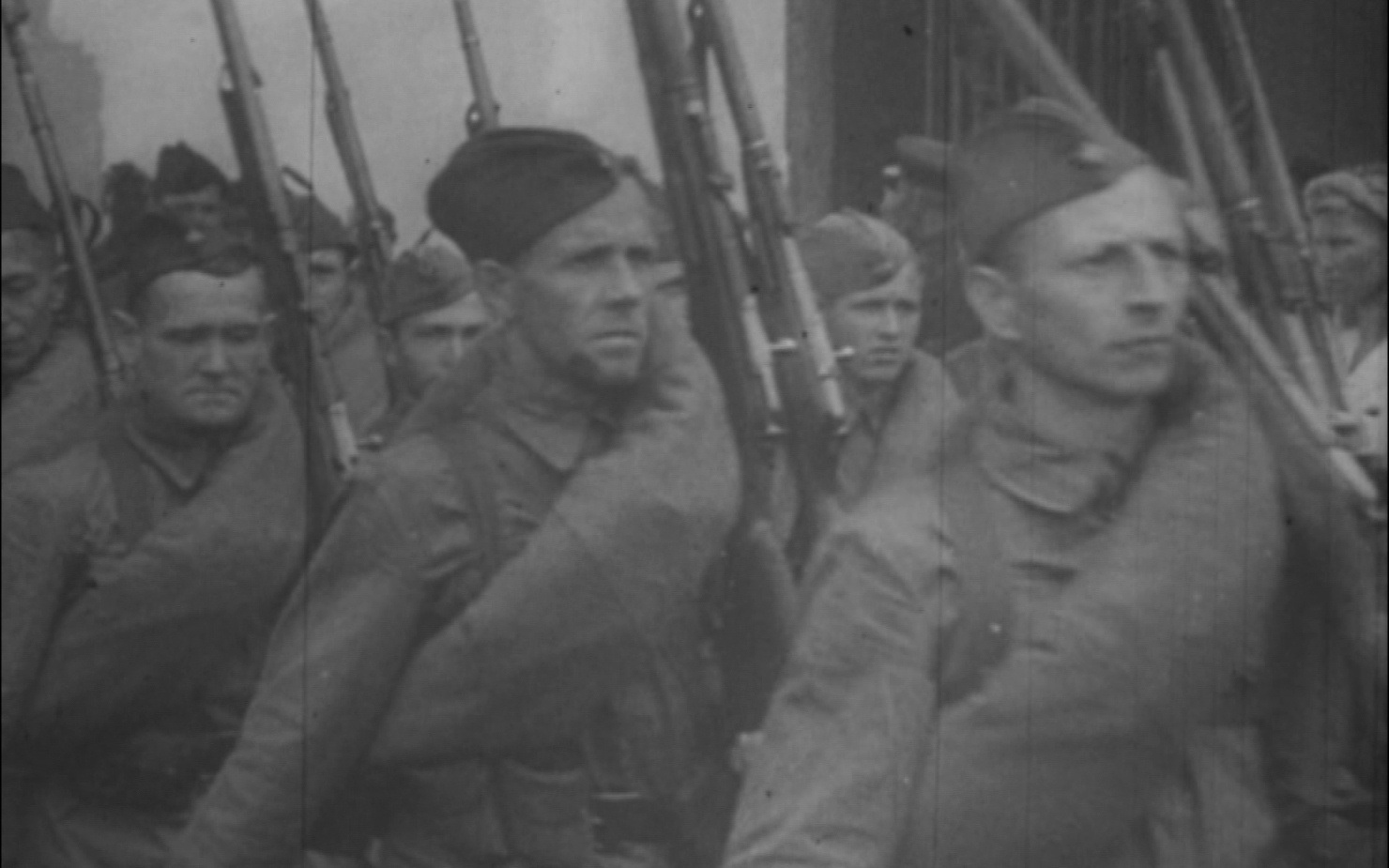 Рассекреченные архивы: начало Великой Отечественной в Севастополе и народное ополчение