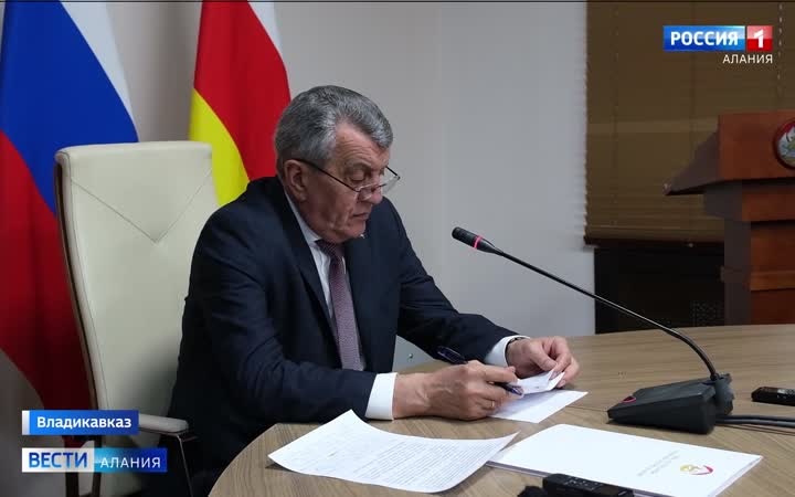 Аппаратное совещание: отопительный сезон, ситуация с топливом, итоги ЕГЭ