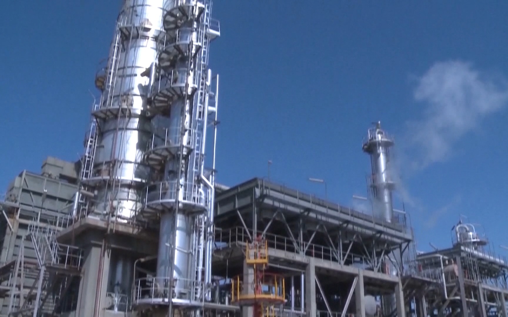 США временно разрешили продажу иранской нефти на фоне переговоров по ядерной программе