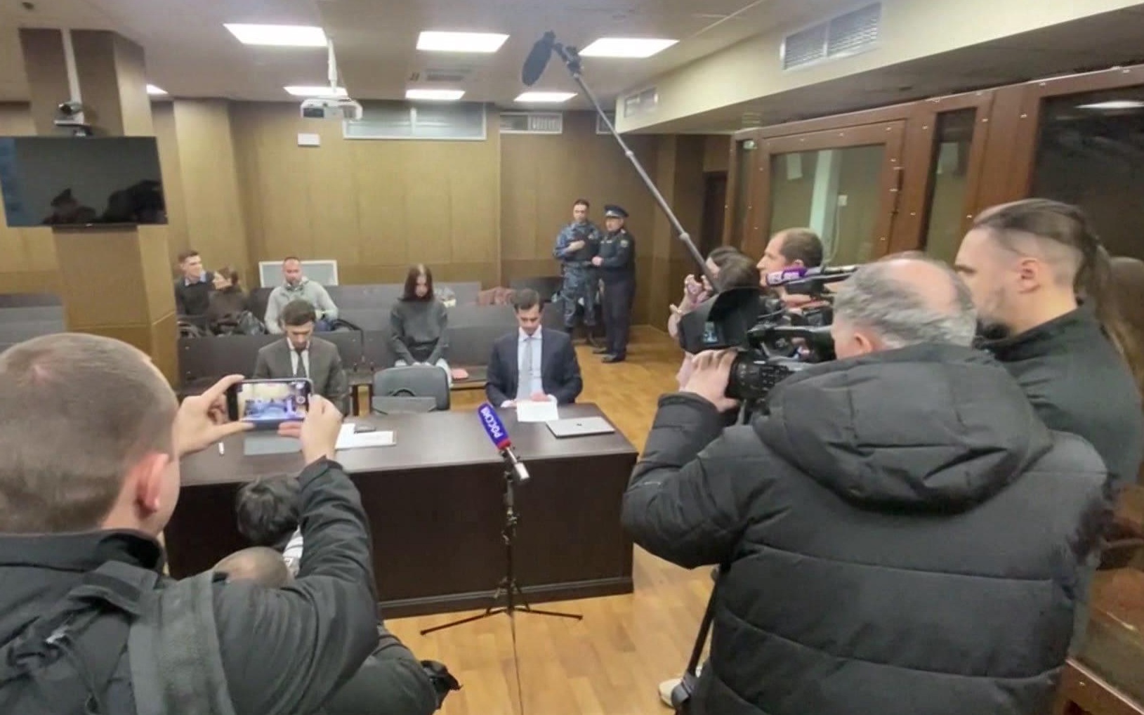 Обвиняемая в многомиллионном вымогательстве у блогера Александры Митрошиной осталась под домашним арестом