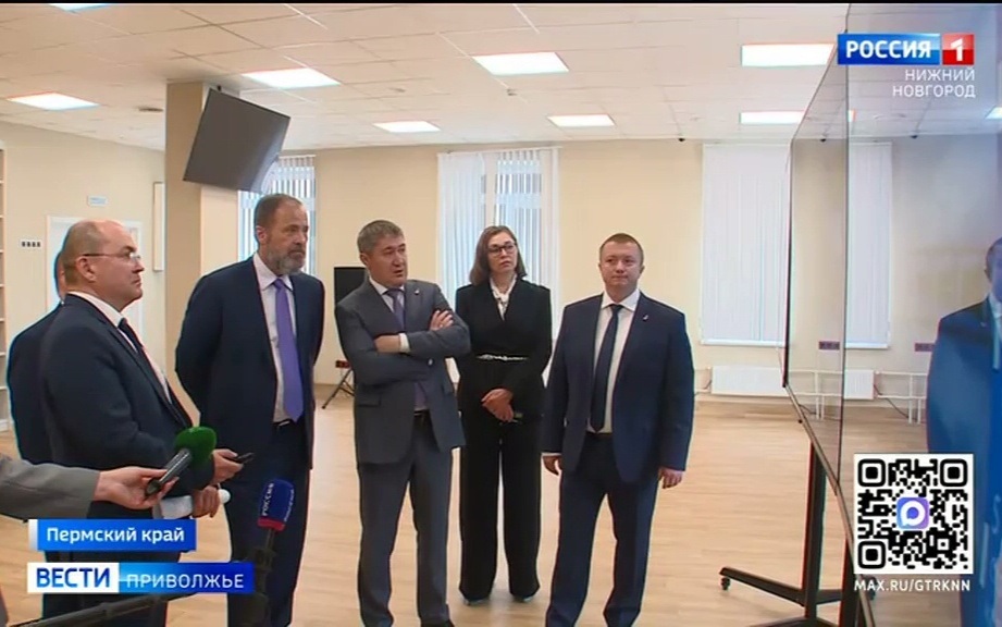 Приволжский полпред Игорь Комаров посетил социальные объекты Пермского края